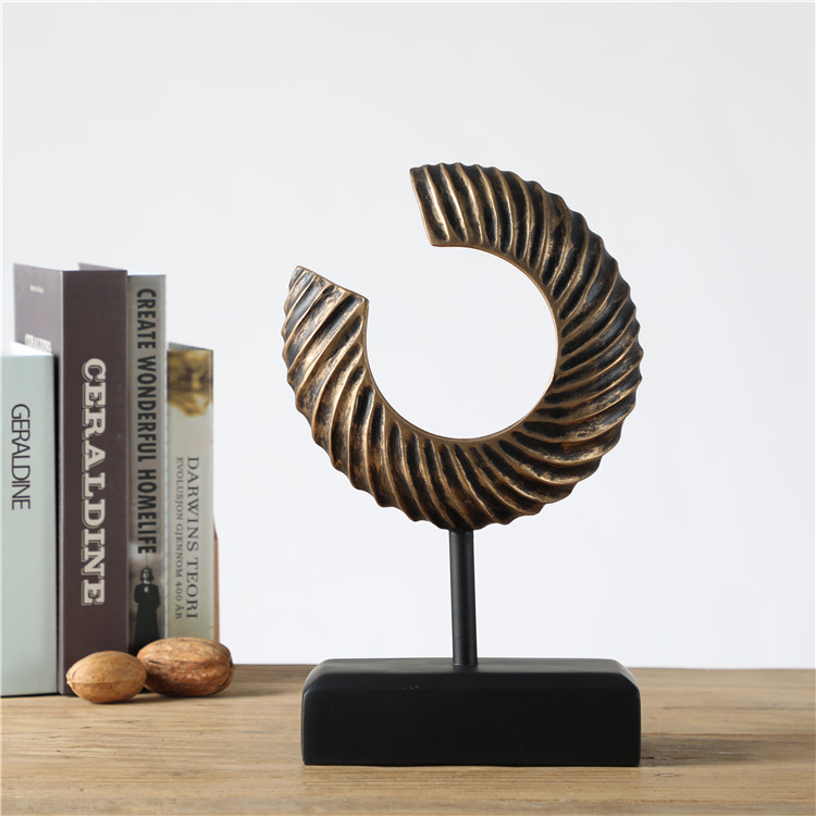 Beat quality modern home accessory art textured resin craft sculpture