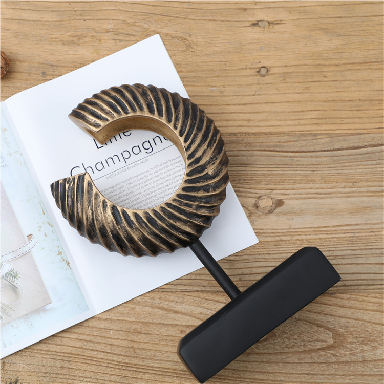 Beat quality modern home accessory art textured resin craft sculpture