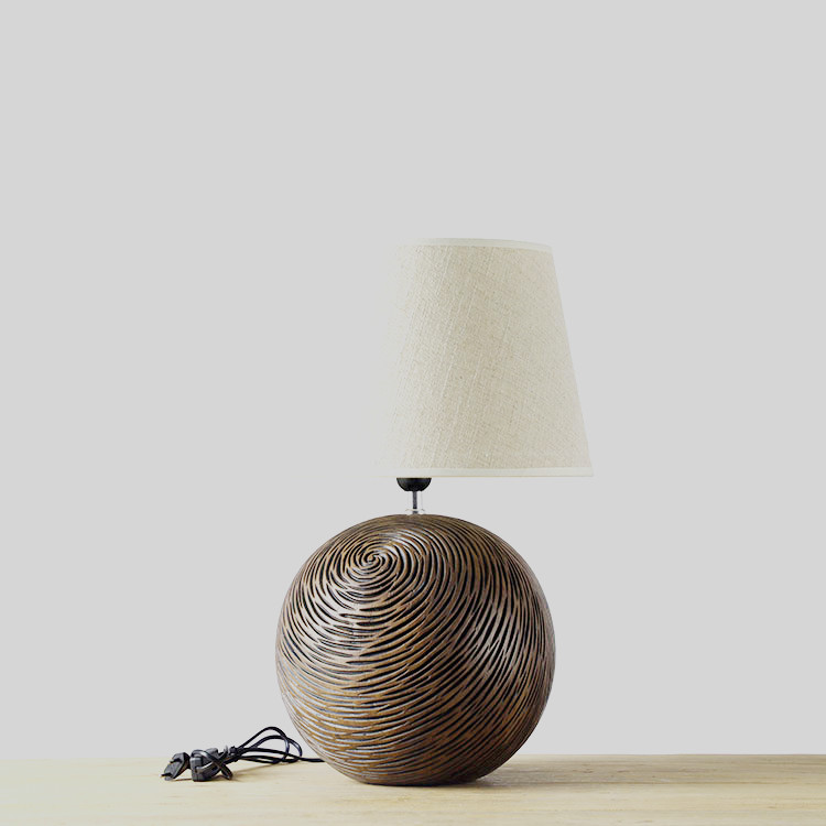 High Quality Home Decor Polyresin Antique Luxury Resin Table Lamps For Desk