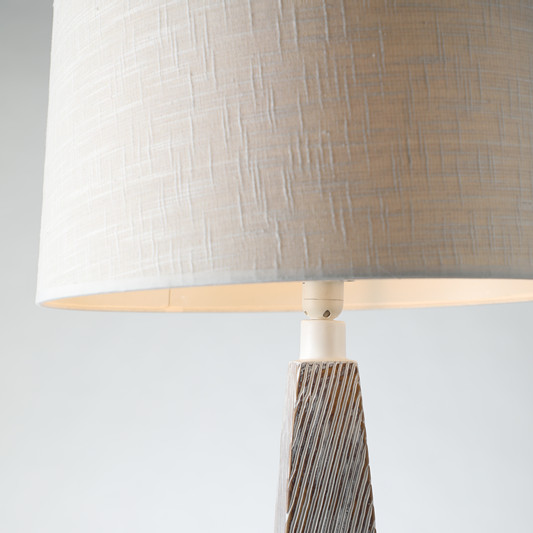 Wholesale modern poly resin nordic floor lamp resin home decoration tall lamp for home decor
