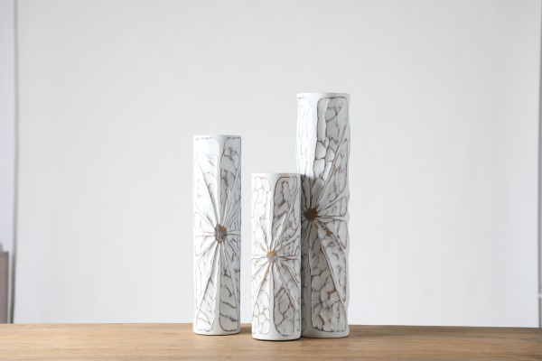 Best Selling Simple Resin Crafts Room Resin Floor Vase White Flower Vase For Home Decor
