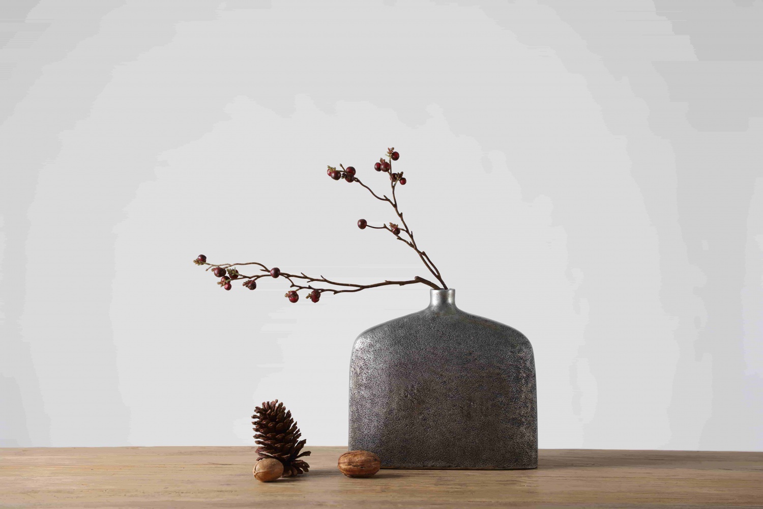 Hot Selling frosted wide Resin Table Vase For Home Decor