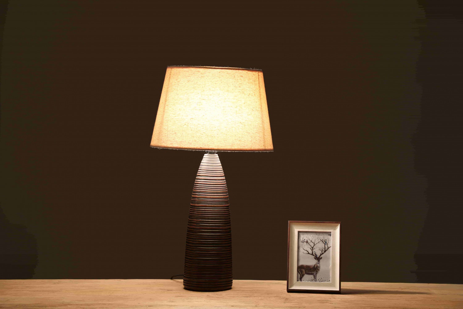 Wholesale High End Home Decoration Made in China Resin Lamp For Entrance
