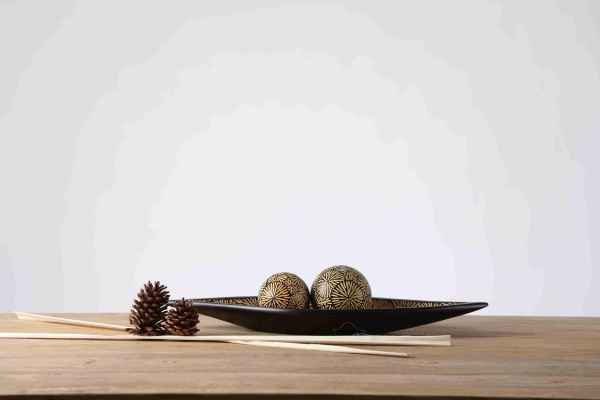 Set Of Imprint Polyresin Craft Plate With Resin Ball Home Decor Items For Sale