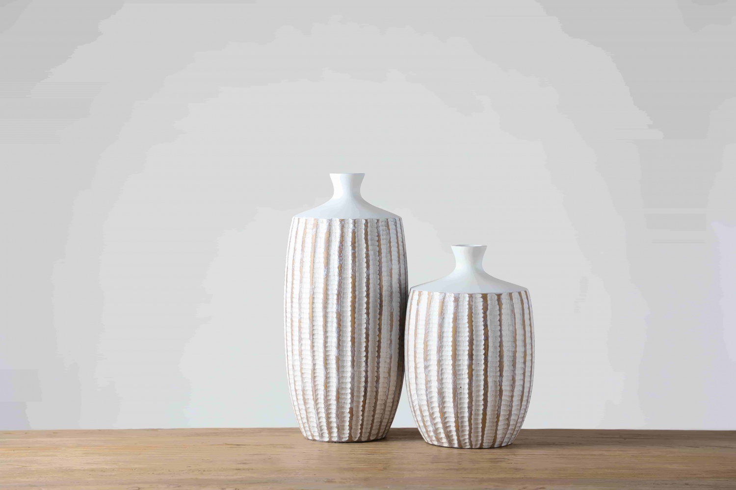 Wholesale Modern Home Decoration Resin Flower Vases White Vases For Sale