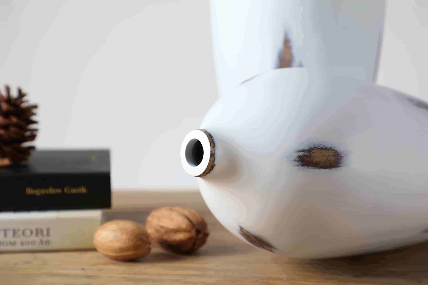 wholesale high end modern decorative white vase for Wedding