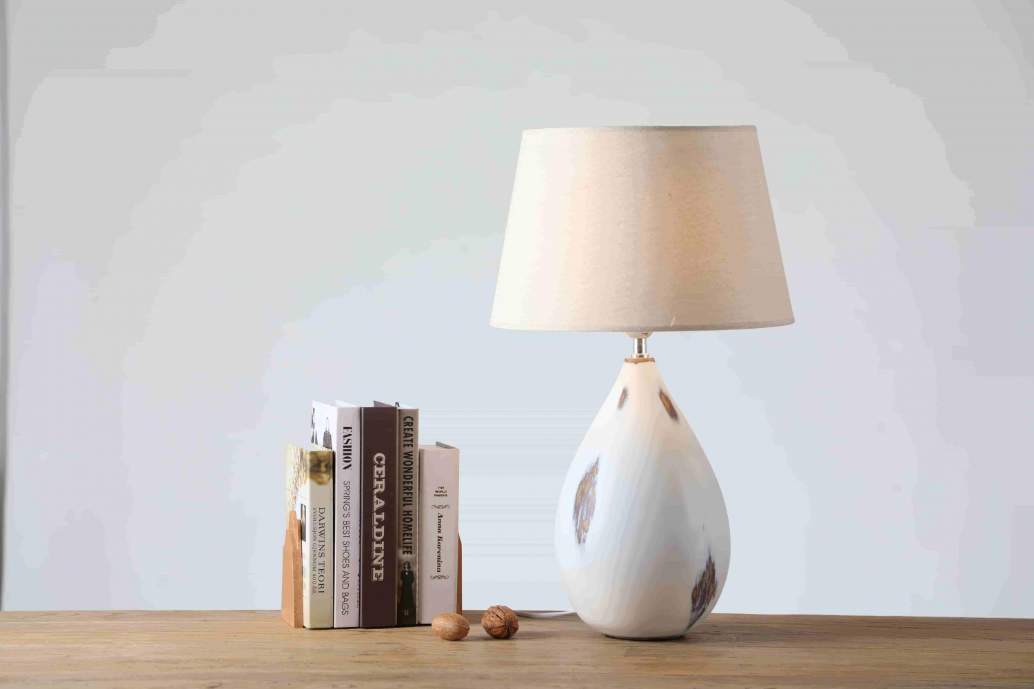 Graceful Sublimate minimalist modern Bedside table lamp