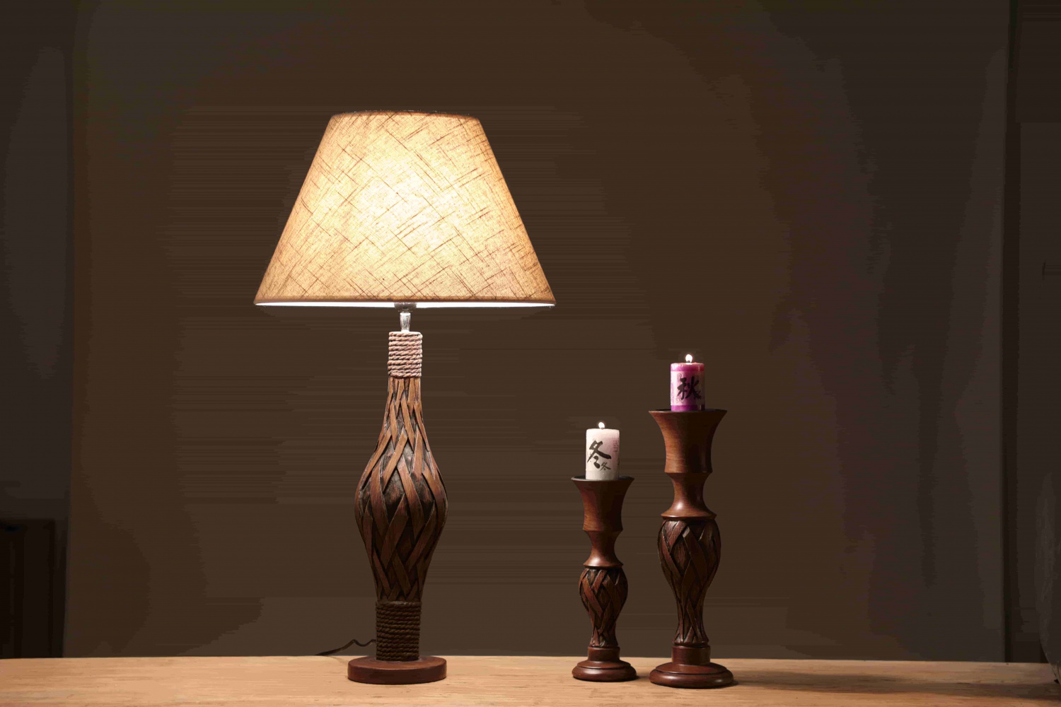 Graceful Sublimate minimalist modern Bedside table lamp