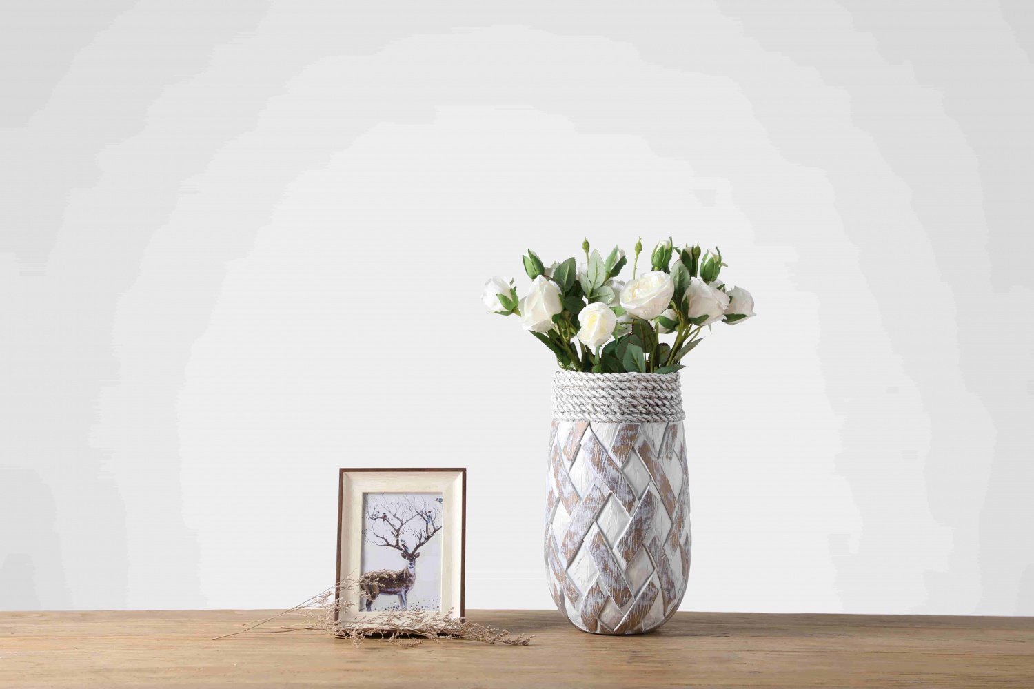 Superior quality Interior Design Home Decor Vase Table Resin Flower Vase For Home Decor