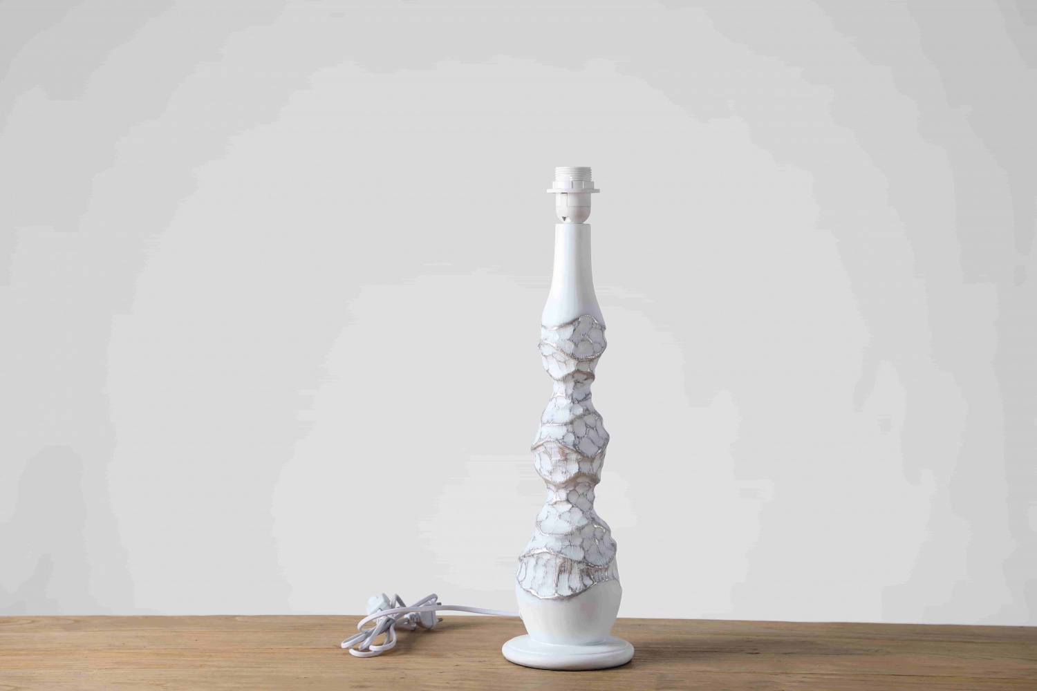 Modern Luxury Resin Tall Table Carved Lamp For Home Decor