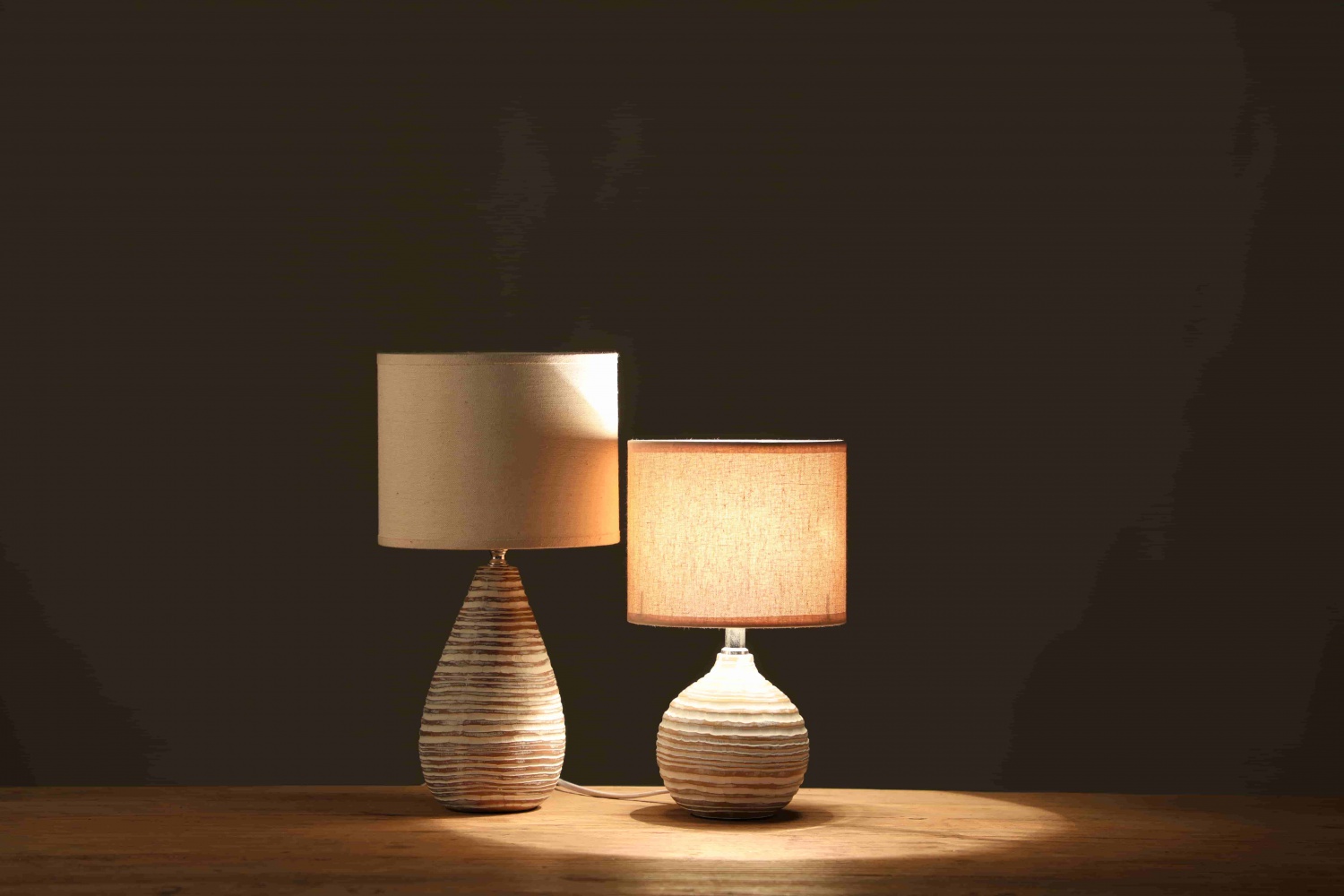 wholesale Unique Shape hotel Resin floor lamp modern For Home Decor