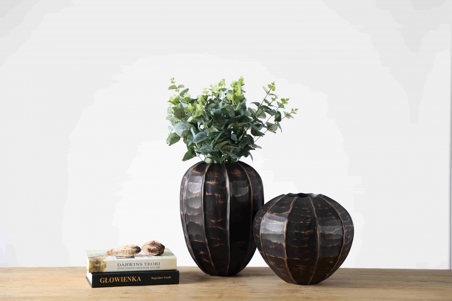 Popular wholesale nordic home decor black decorative table vases