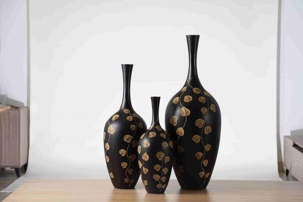 Best Selling luxury Tall Long Neck Leaf Pattern Floor Black Resin Vase