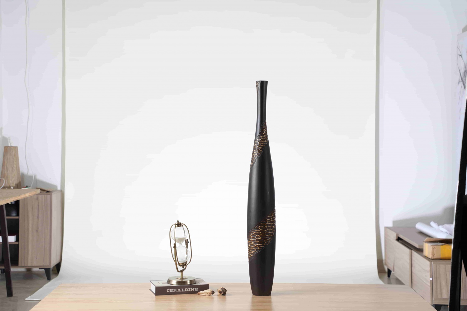 Luxury Elegant Home Decoration Floor Stand Vase Art Vase Nordic Light Luxury Resin Flower Vase For Home Decor