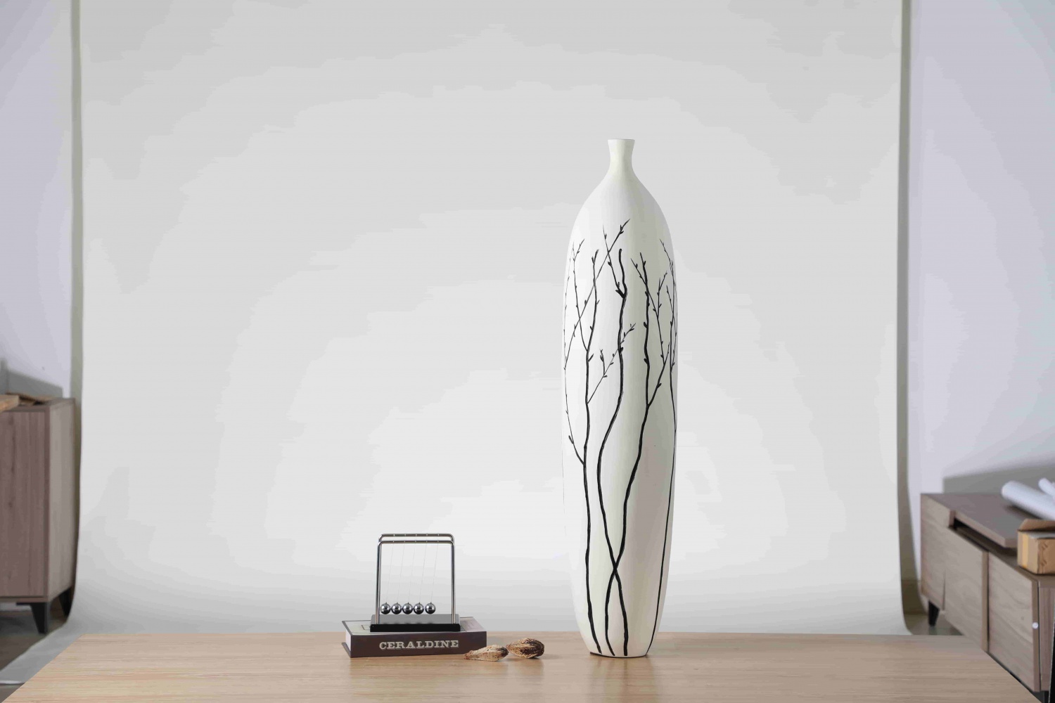 Wholesale Home Decoration Resin Tall Floor Vase For Living room