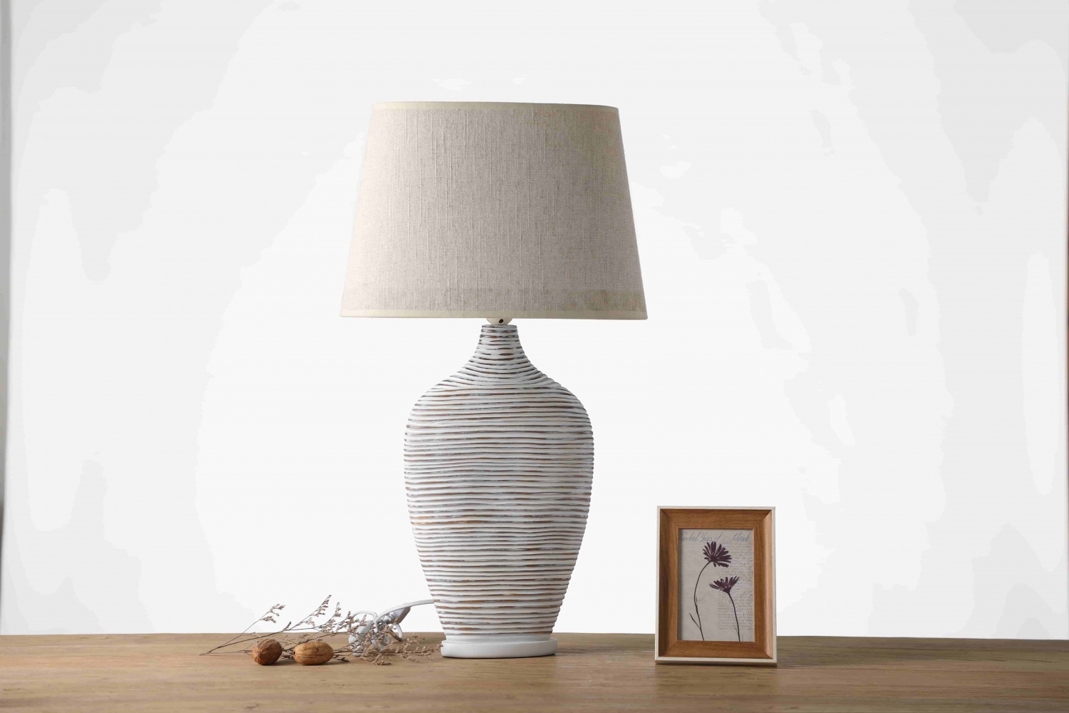 New product nordic style home decoration modern bed side table lamp