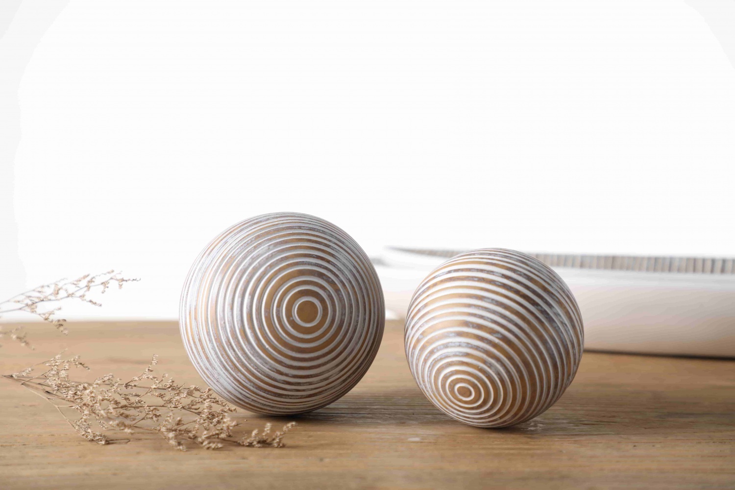 New Product Elegant Pretty Abstract Multi-size Vein Tray Resin Plate With Ball