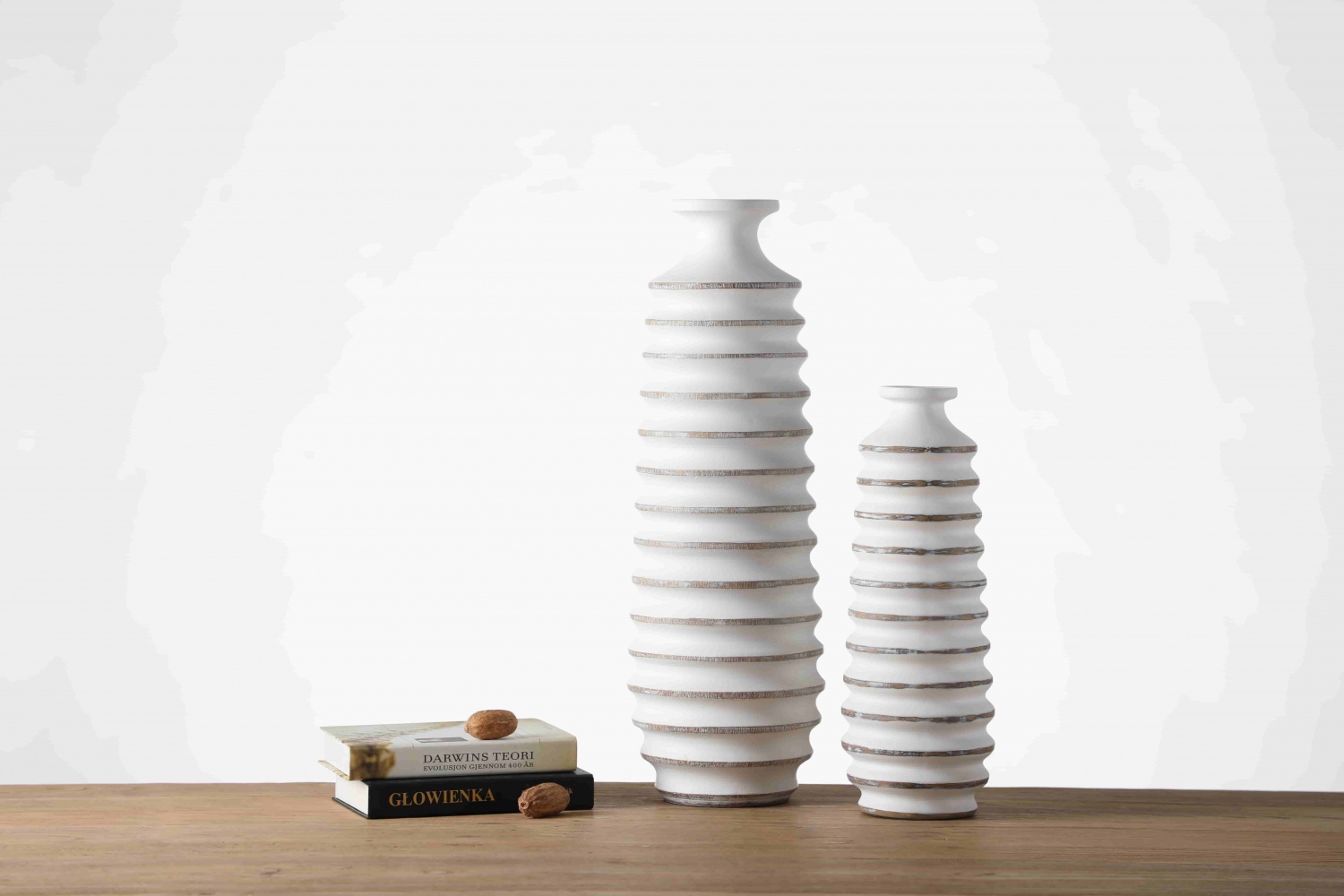 High Quality Luxury Handmade Art Vase Home Decoration Pieces Office Table Decor Resin Flower Vase