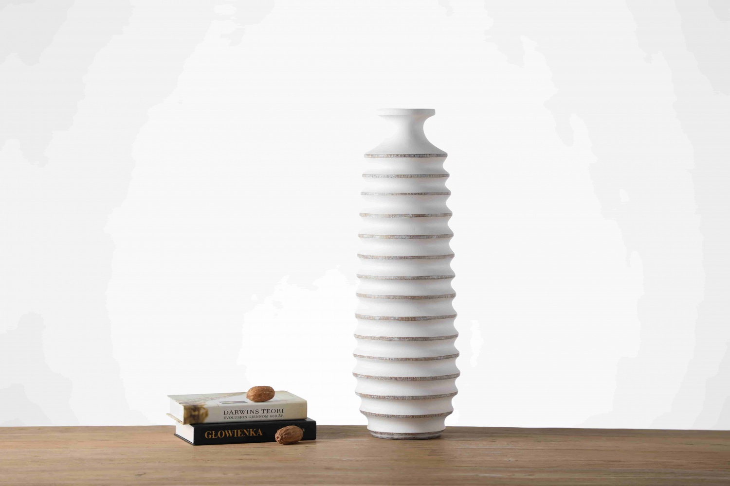 High Quality Luxury Handmade Art Vase Home Decoration Pieces Office Table Decor Resin Flower Vase
