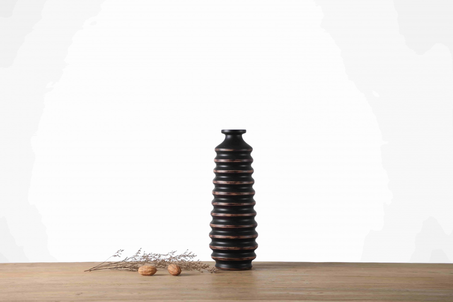 Wholesale antique decoration vase home decoration resin art flower vase black desktop decor vase