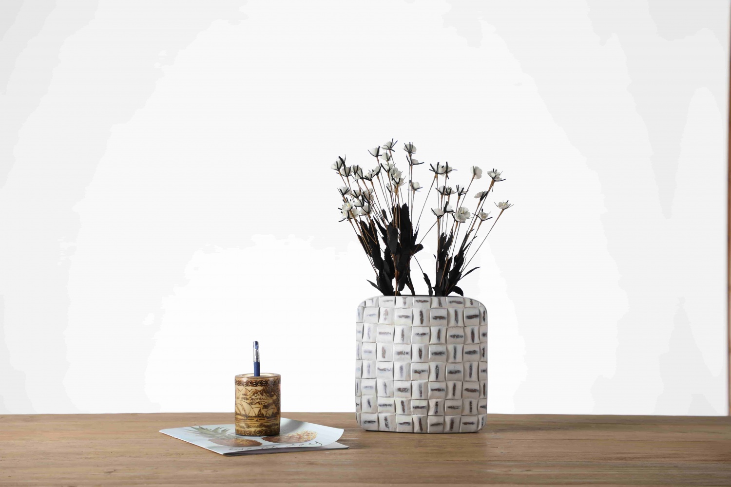 Hot sale luxury wedding decor art vase floor resin vases art white flower vases for home decor