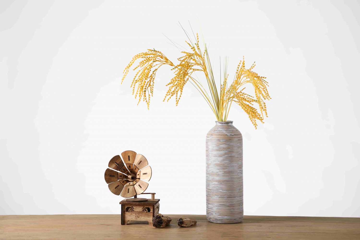 Europe style resin vase tall vase decor handmade white flower vase for home decor