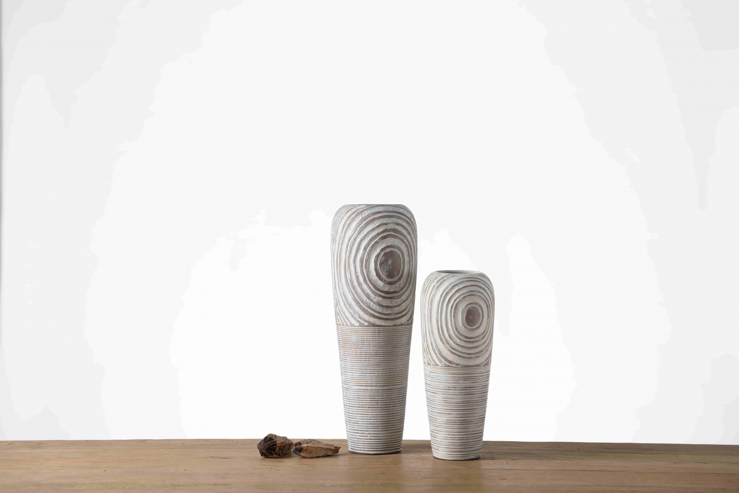 Cheap Good-looking Embellished Home Decor White Tall vase stand