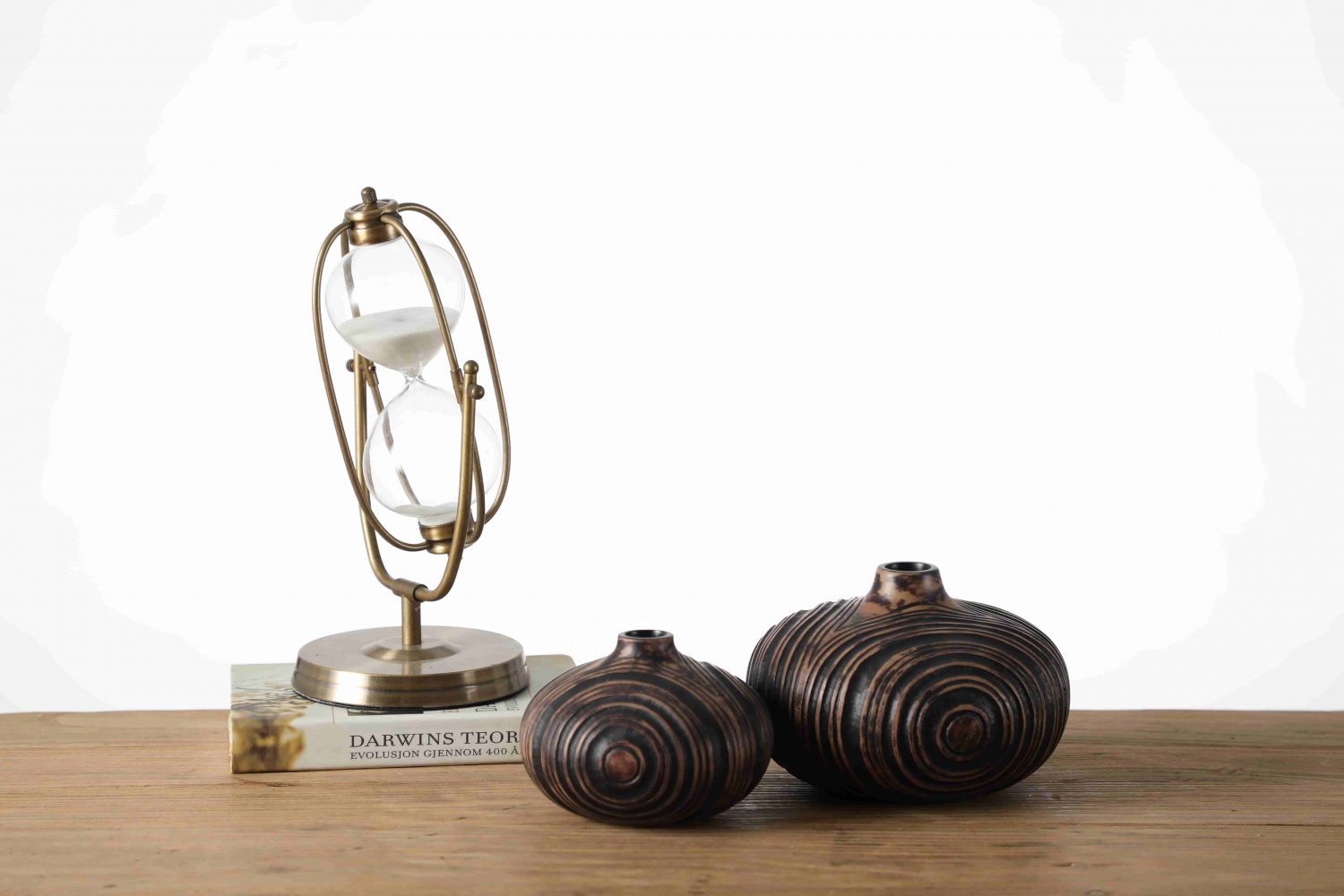Wholesale elegant read night geometry abstract custom bedside table lamp with vase