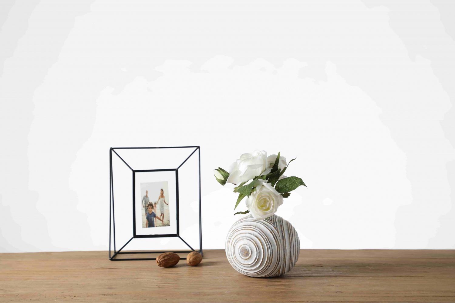 New arrival high quality nordic art resin decoration design bedroom bedside modern polyresin table lamps for home decor