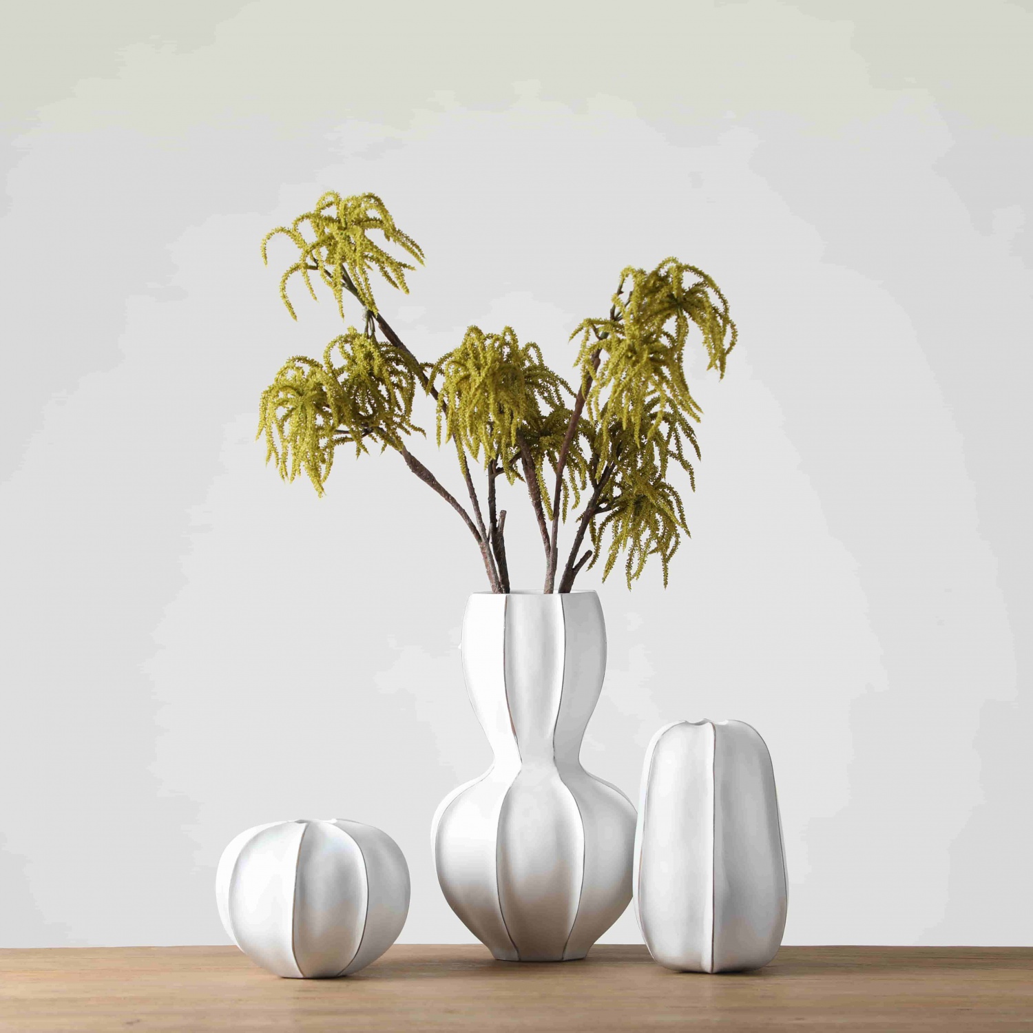 Nordic style embossed modern wedding vase unique design white flower resin art vases for home decor