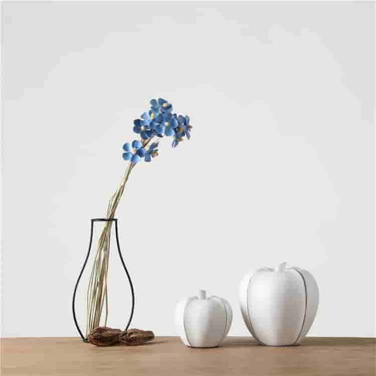 Nordic style creative gift polyresin sculpture home decoration apple white resin art artificial craft