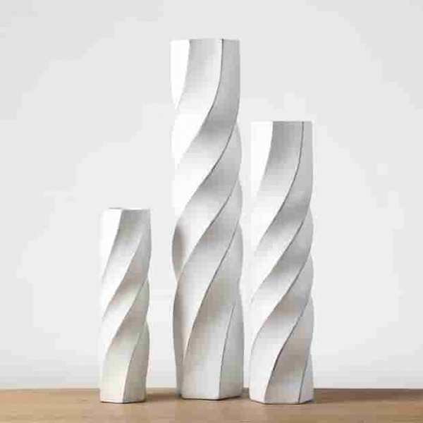 Wholesale resin crafts & gifts modern design simple style white ornaments living room goods decoration floor resin vase