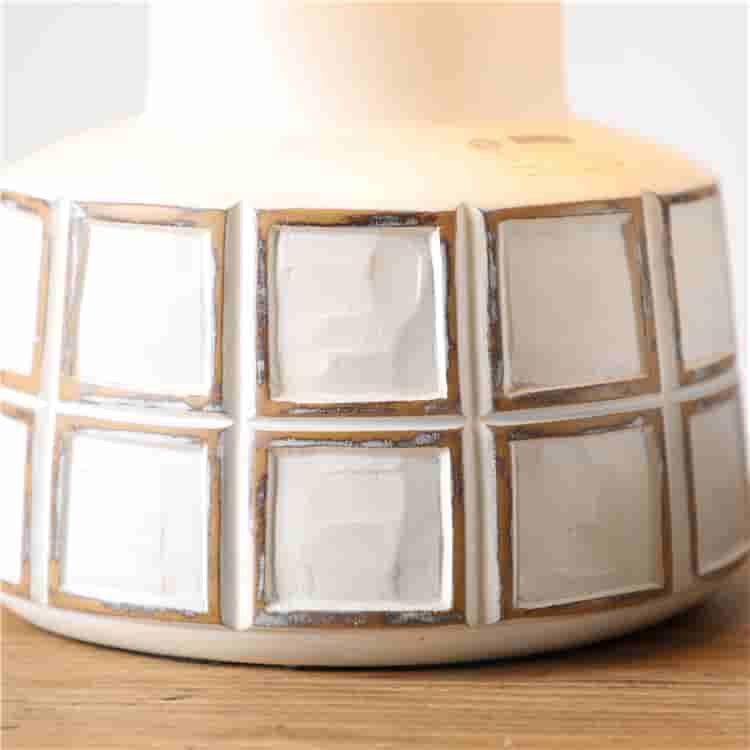 Top sale hotel living room elegant grid relief pattern resin vintage table lamps for home decor