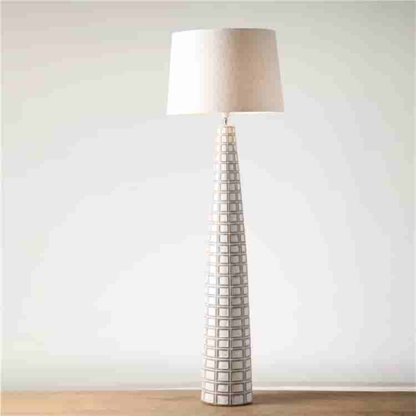 European style art retro simple resin bedside lamp energy saving polyresin floor lamp