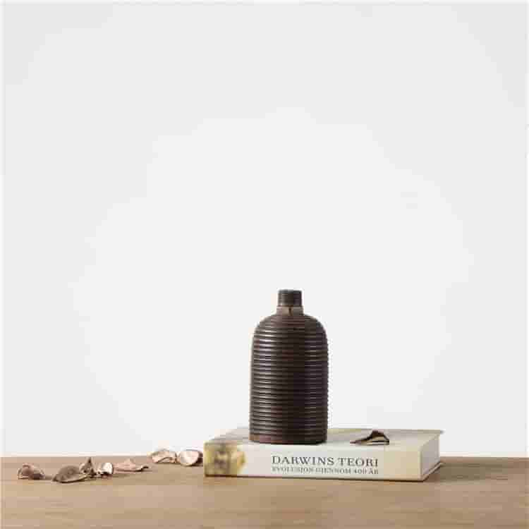 High quality retro style polyresin home decoration gifts vase crafts table top resin flower home decor vase