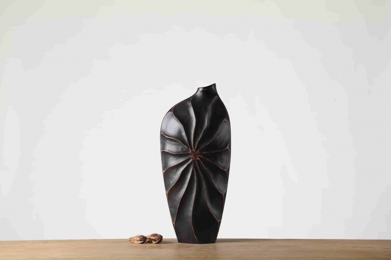Nordic Style Handmade Resin Crafts Vase Decor Tabletop Decorations Vase Home Decor Ornamental Flower Arrangement Vase