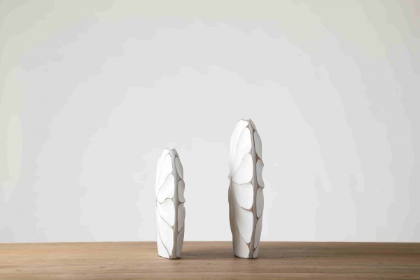 Custom Color Handmade White Art Vase Resin Crafts Decorative Nordic Vase for Home Decoration