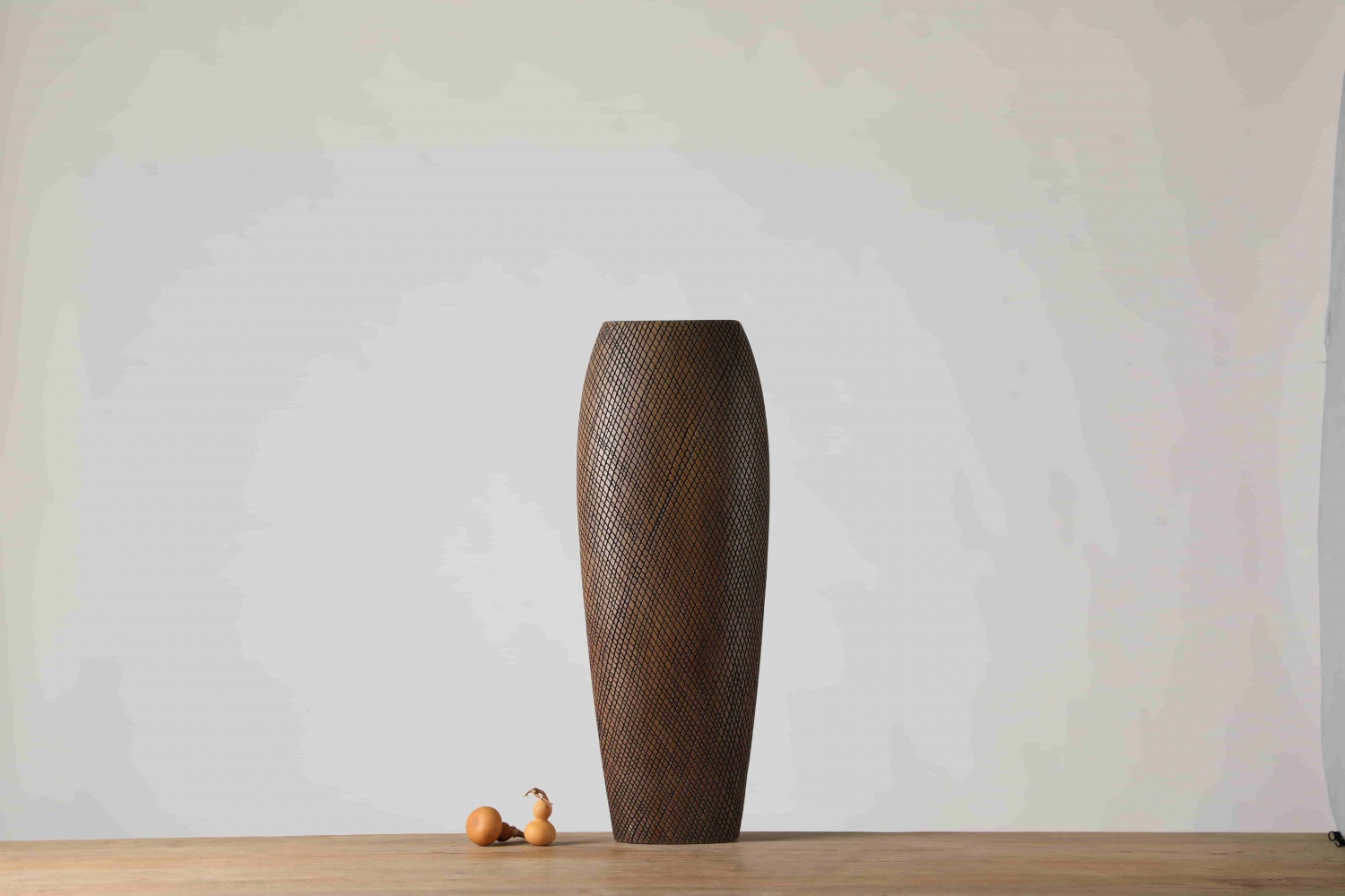 Minimalist Living Room Nordic Home Decor Resin Flower Vase Sculpture Resin Craft Ornament Vase For Home Decor