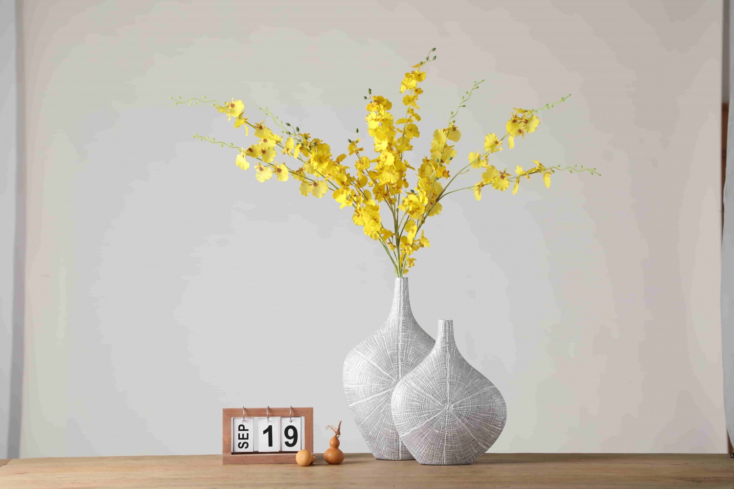 European Wedding Decorative Flower Vase Handmade Modern Table Decoration Nordic Resin Vase For Home Decor