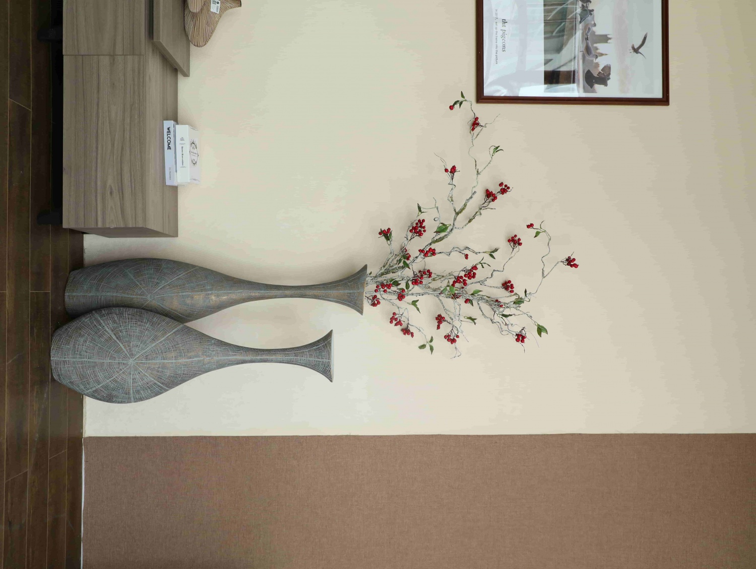 Modern handcraft retro design tall floor vases retro resin crafts floor flower vase for home decor