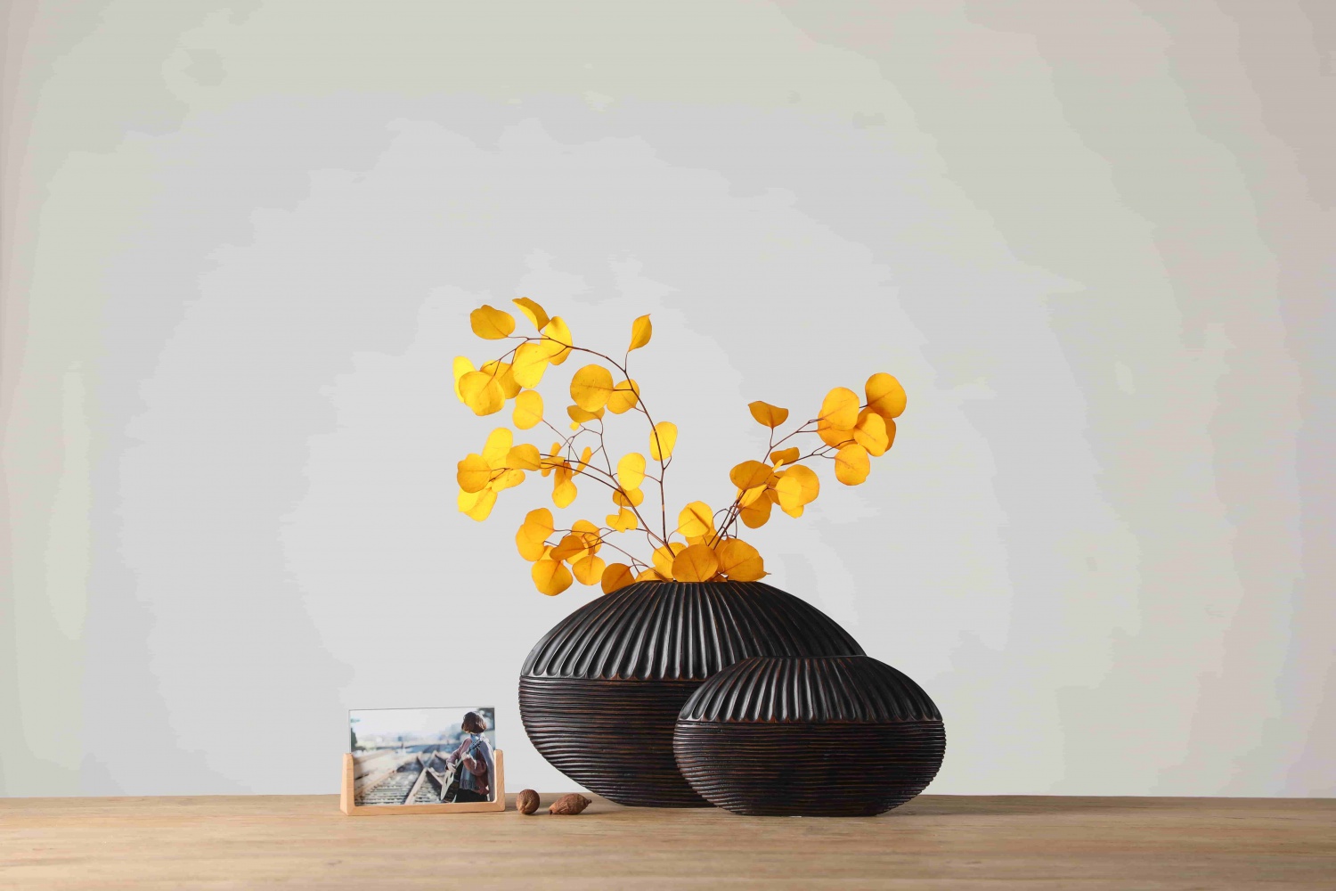 New design desktop art resin crafts black flower vase home decoration flower vase for home decor
