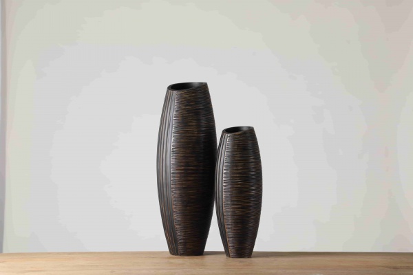 New Arrival Nordic Unique Home Decor Black Vase Resin Crafts Floor Flower Vase For Living Room Decor