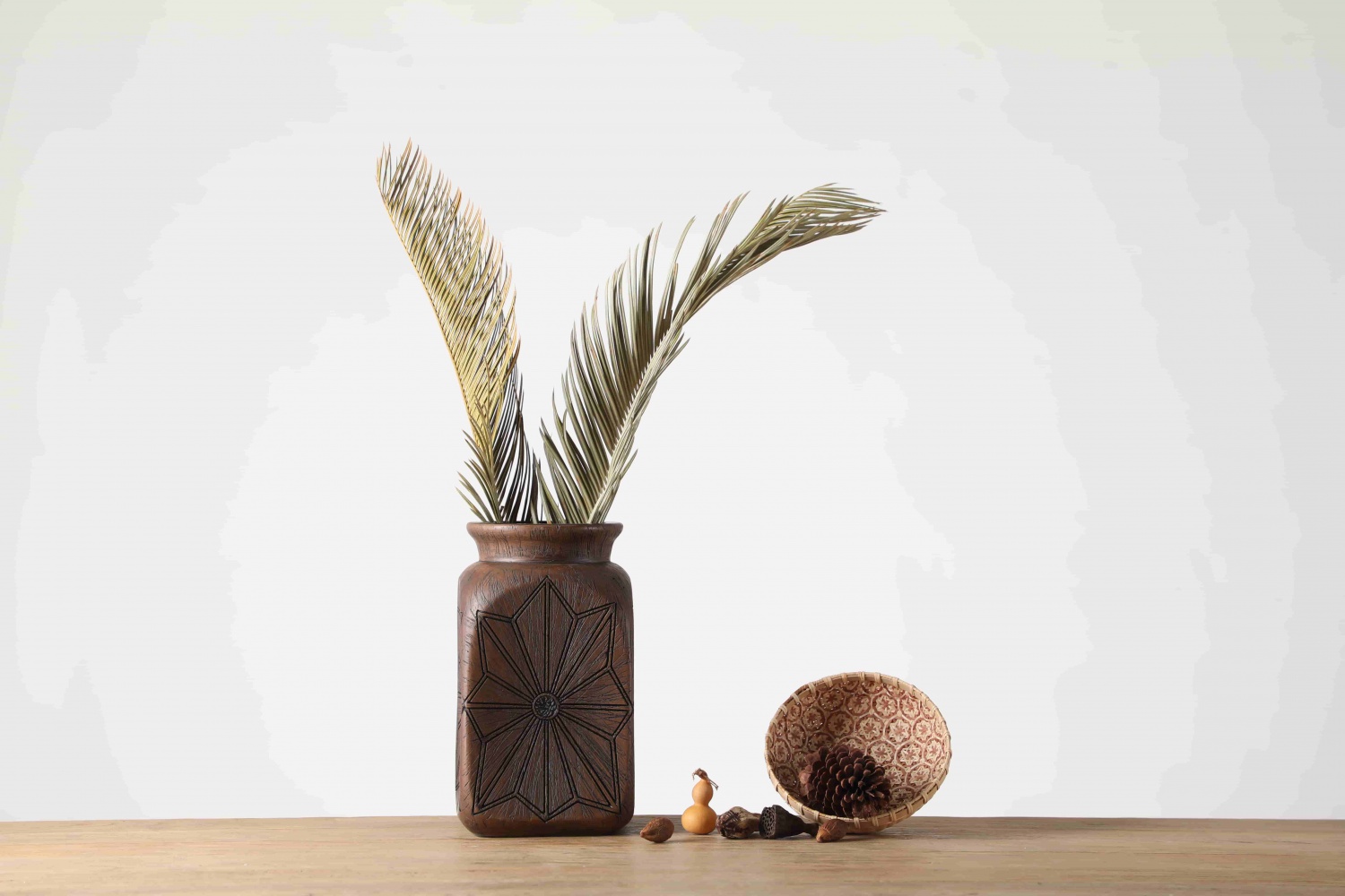 Nordic Style Flower Arrangement Ornaments Table Top Vase Resin Crafts Home Decoration Vase