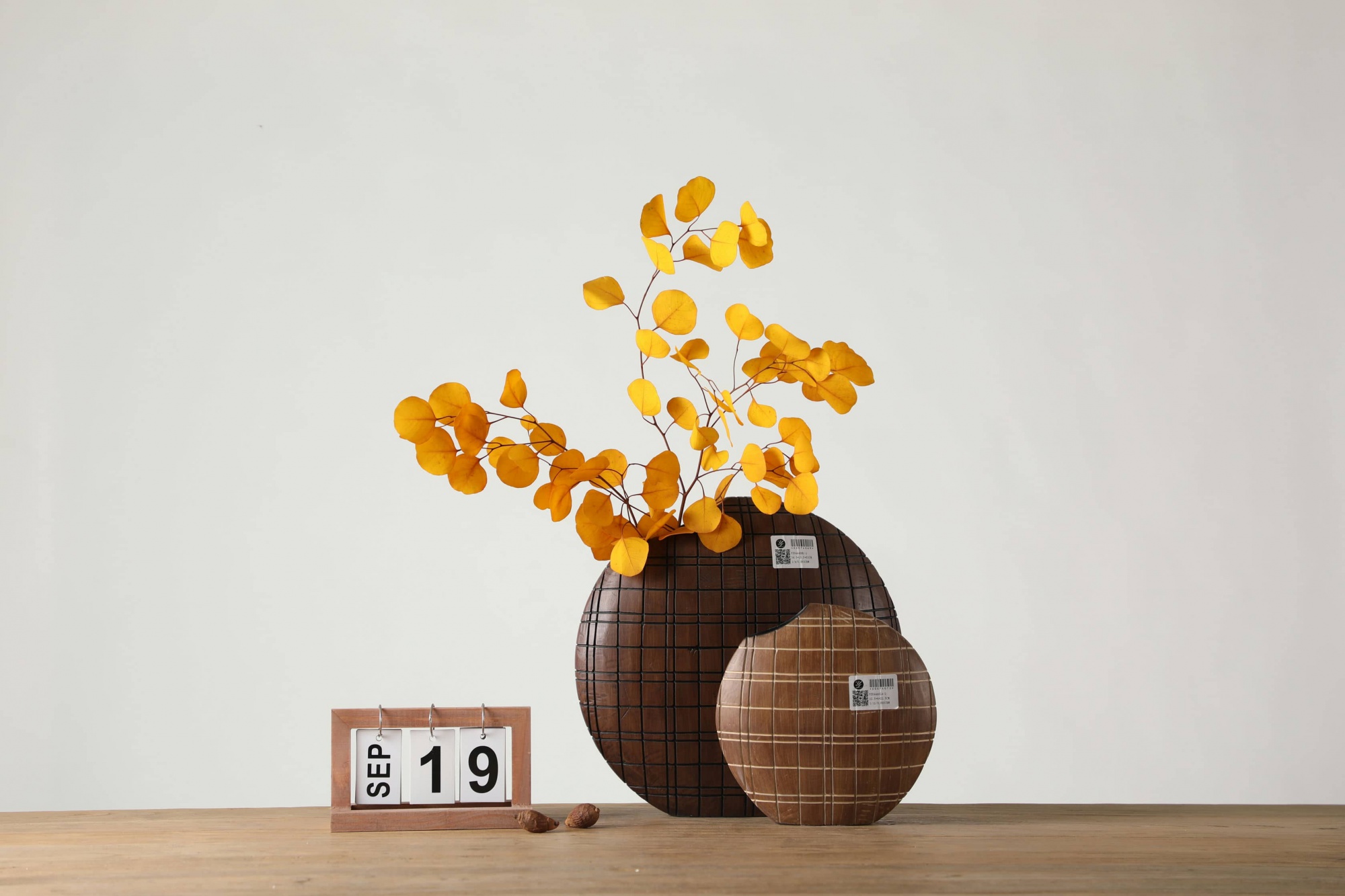 Modern Luxury Living Room Restaurant Home Decoration Pieces Table Top Ornaments Vases Decor Nordic Home Decor Resin Flower Vase