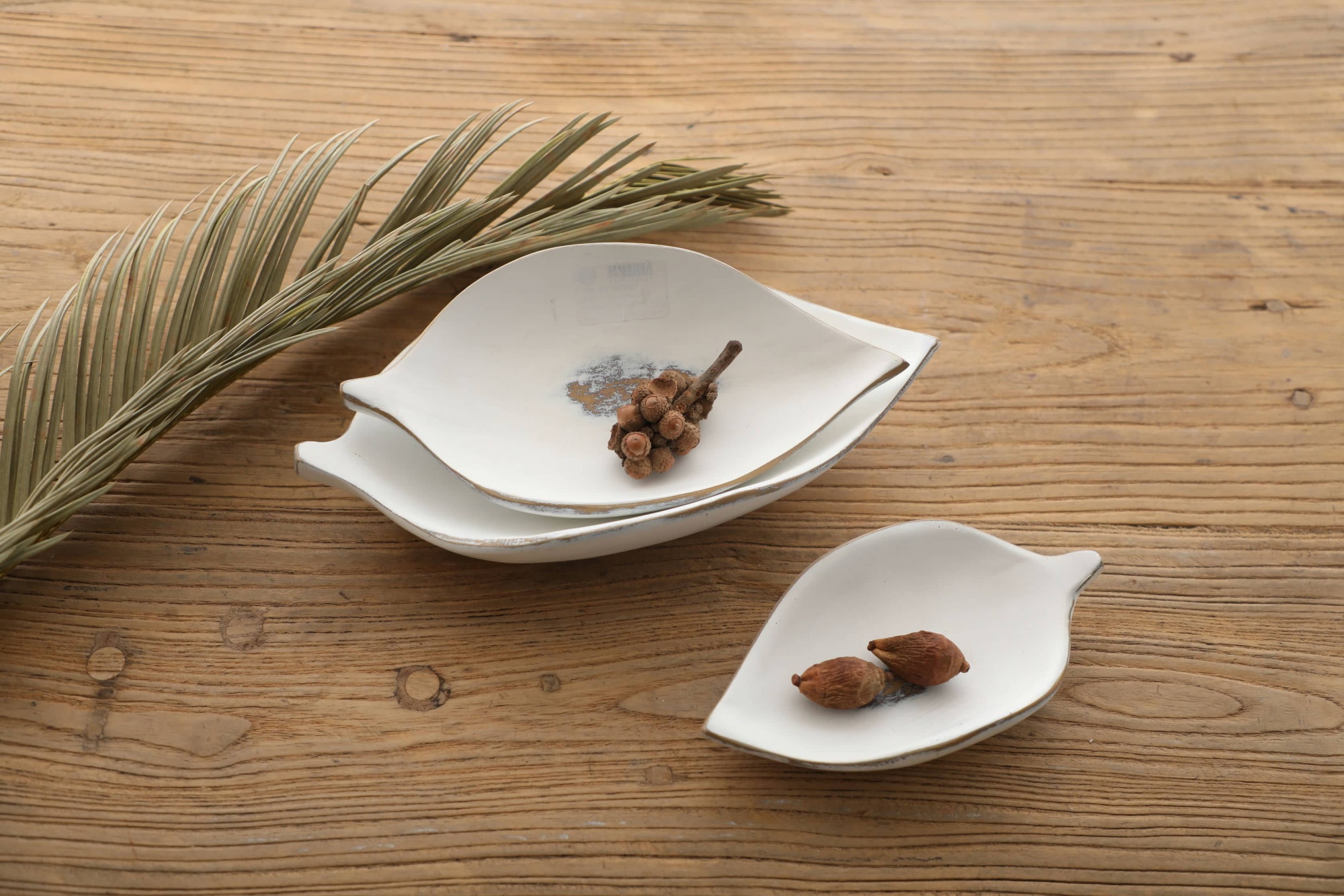 Nordic style leaf creative imitation copper rubbed resin crafts