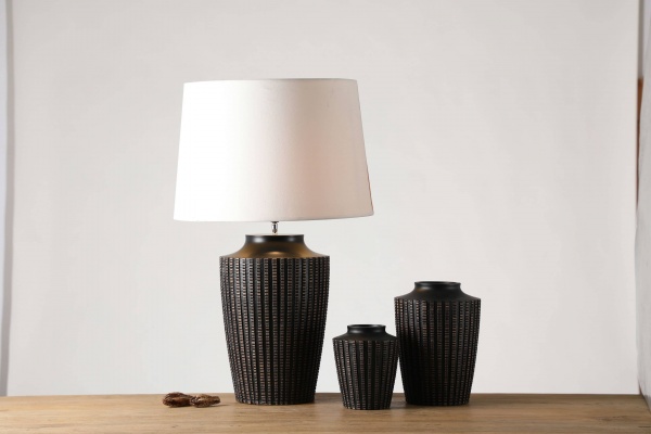 Nordic style imitation metal style copper tooth pattern table lamp