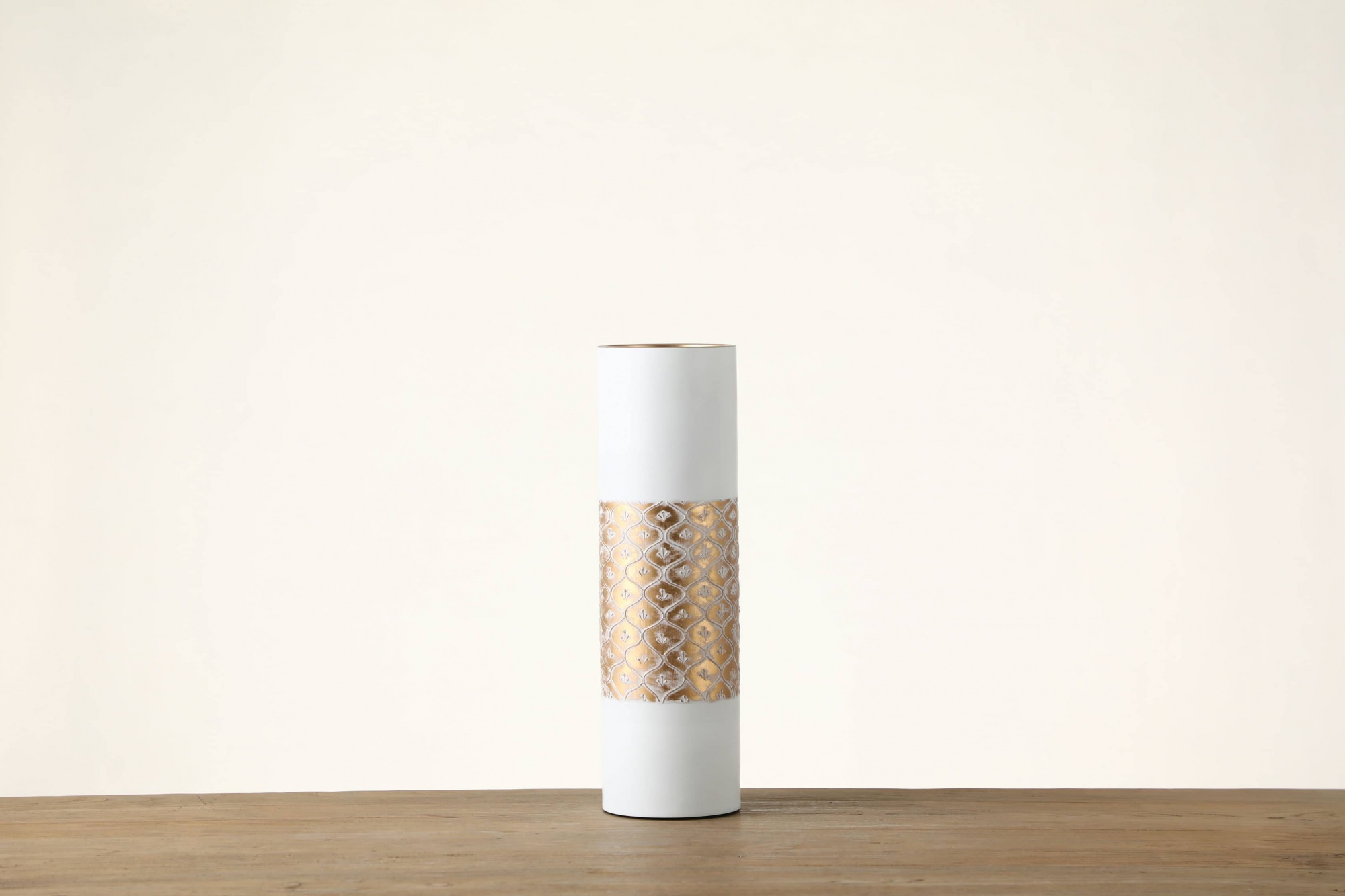 Wholesale Luxury Nordic Modern Home Hotel Decorative White and Gold Flower Vase Tall Table Decoration Vase for Flower