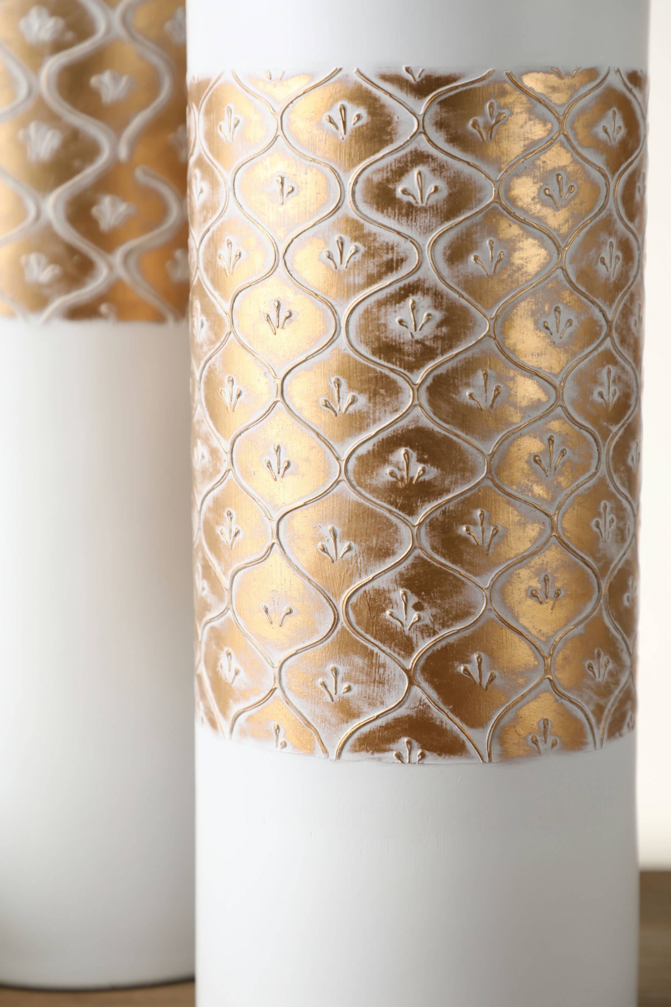 Wholesale Luxury Nordic Modern Home Hotel Decorative White and Gold Flower Vase Tall Table Decoration Vase for Flower