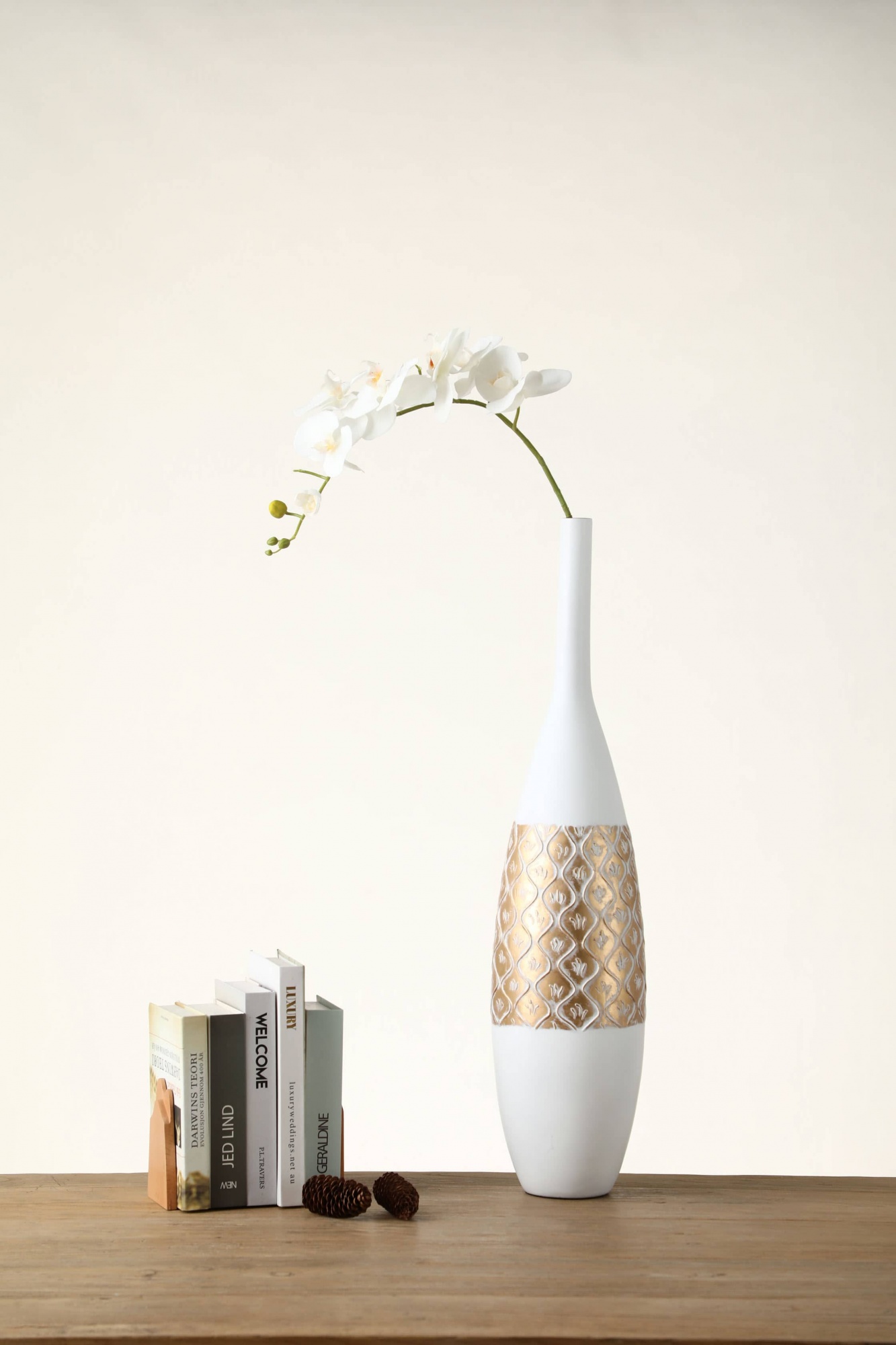 Wholesale Luxury Nordic Modern Home Hotel Decorative White and Gold Flower Vase Tall Table Decoration Vase for Flower