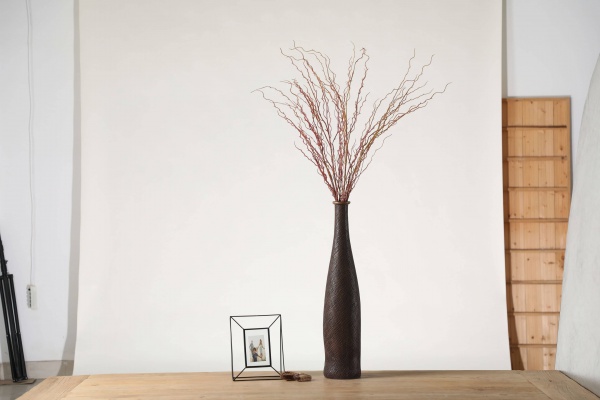 Fine-grained long-neck African rattan style resin handicraft vase